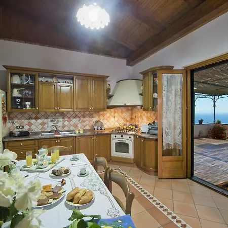 Casa Valery Holiday home Conca dei Marini
