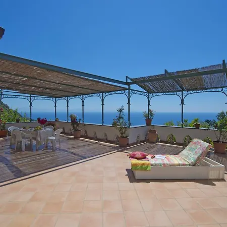 Holiday home Casa Valery