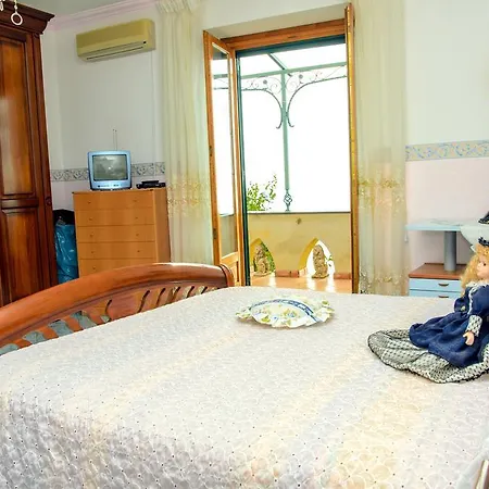 Holiday home Casa Valery Conca dei Marini